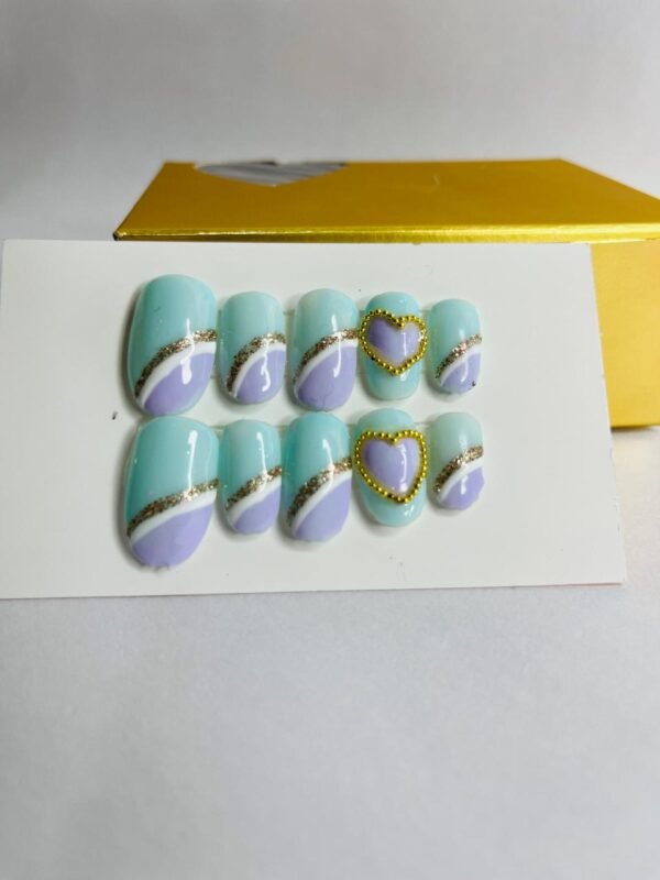 Heart shape press on nails