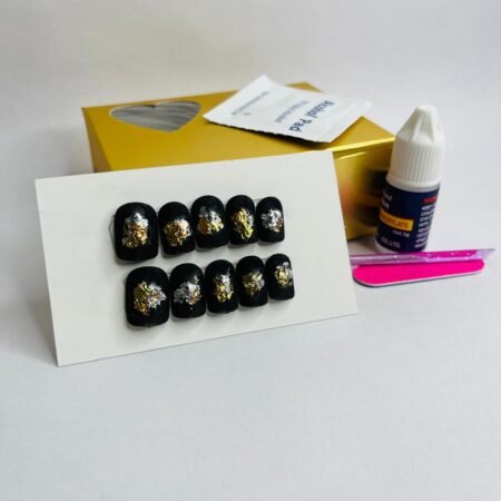 Best press on nails in black with foil paper art